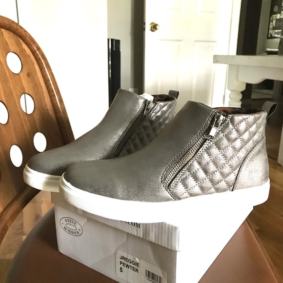 steve madden jreggie